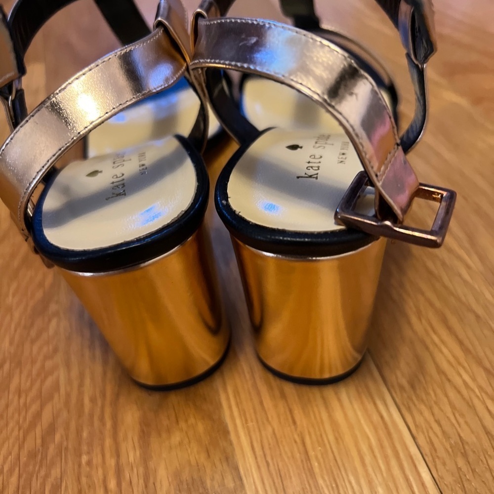 Kate spade Asha sandals gold and black T-strap - Picture 3 of 4